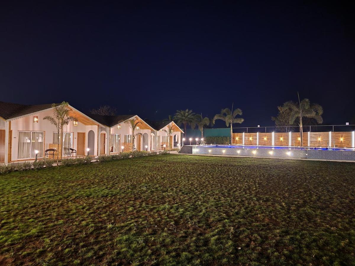 Vits Daman Devka Beach 外观 照片
